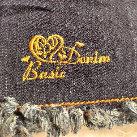 Basic Denim Skirt - Picture 4 of 8